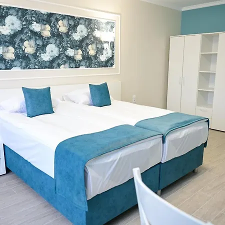 роял Hotel Shumen