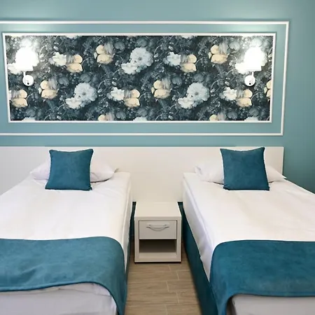 роял 3* شومن