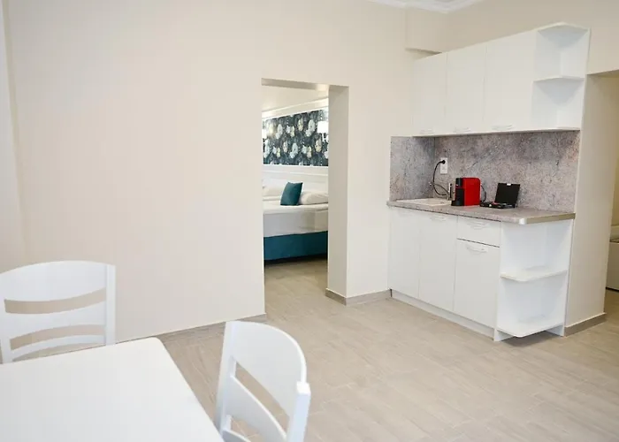 роял 3* シュメン